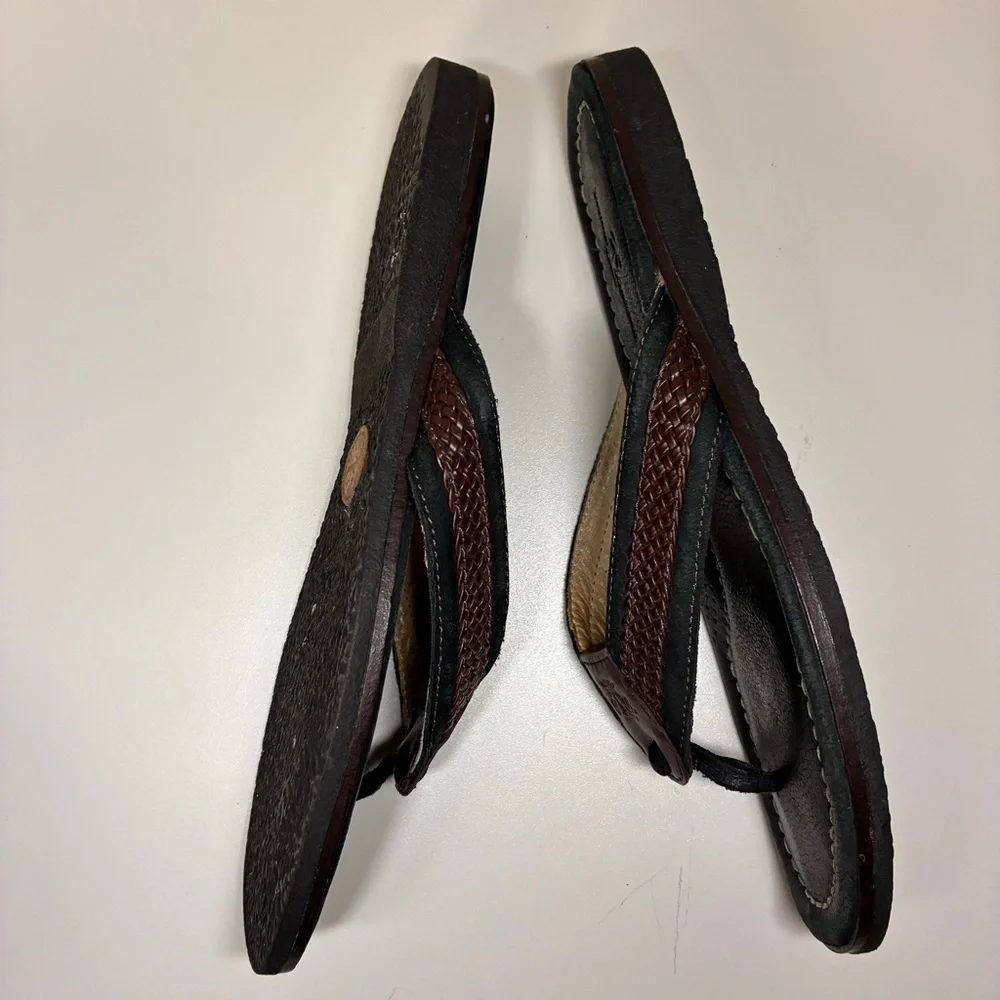 Tommy Bahama Men's Leather Sandals with Brown Accents